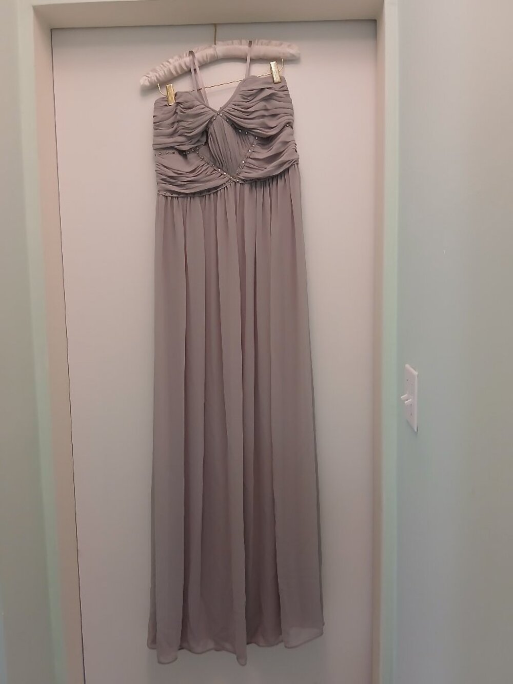 Pearl by G Chapman of Marchesa Pearl Grey Chiffon Ruched Strapless Gown Size 14